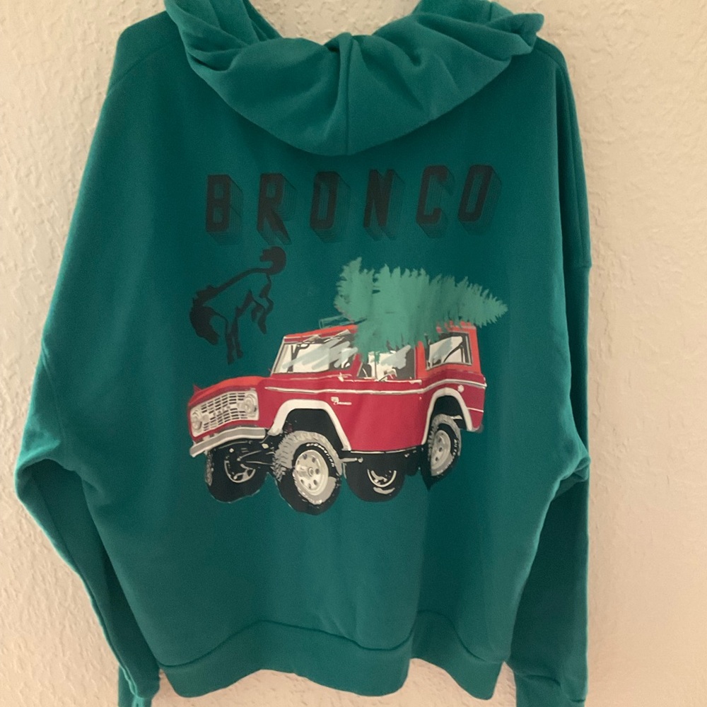SOLD
Brand new with tag Bronco zip hoodie green sz xl